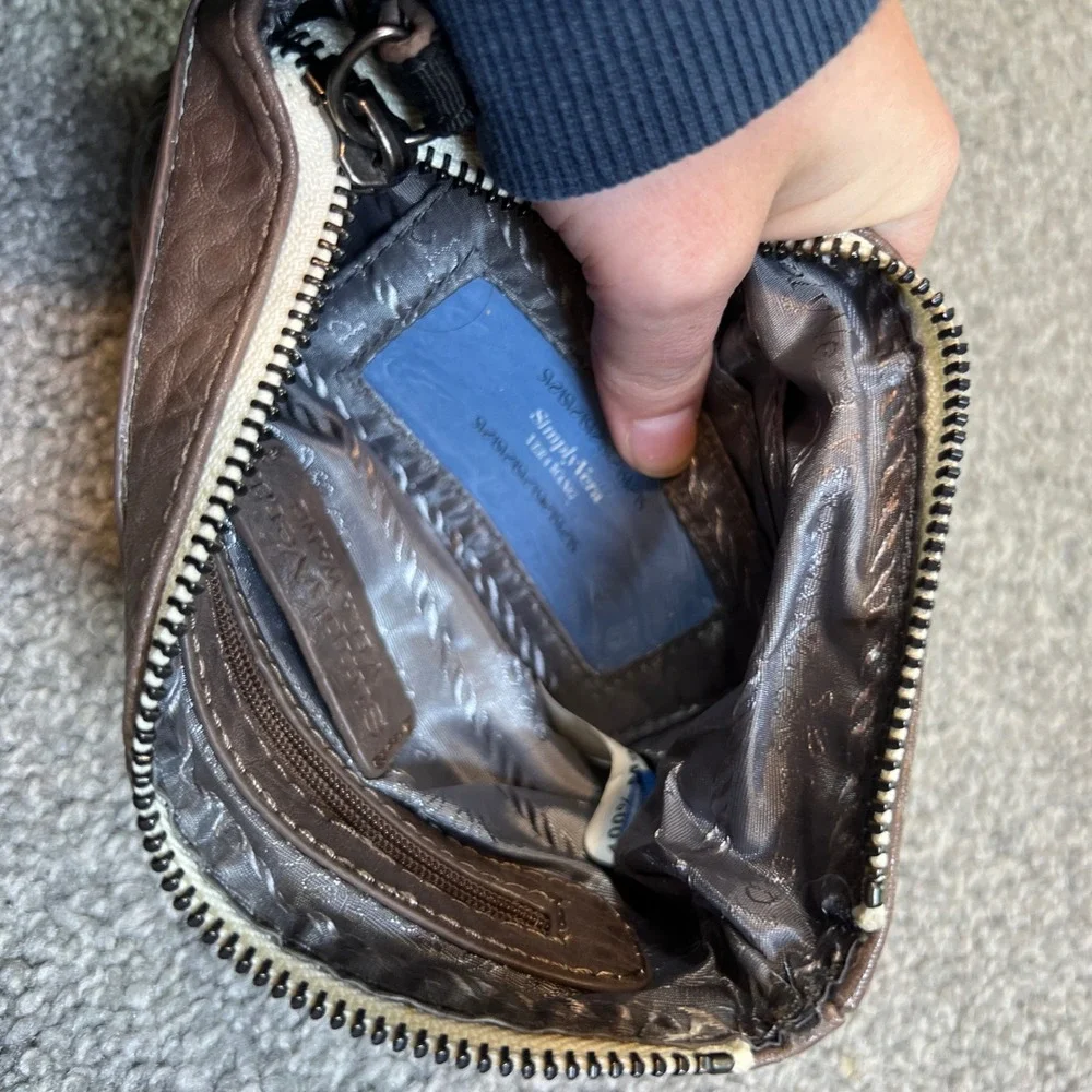 Simply Vera Vera Wang Wristlet Womens Taupe‎ Ruched Pleated Vegan Leather Bag